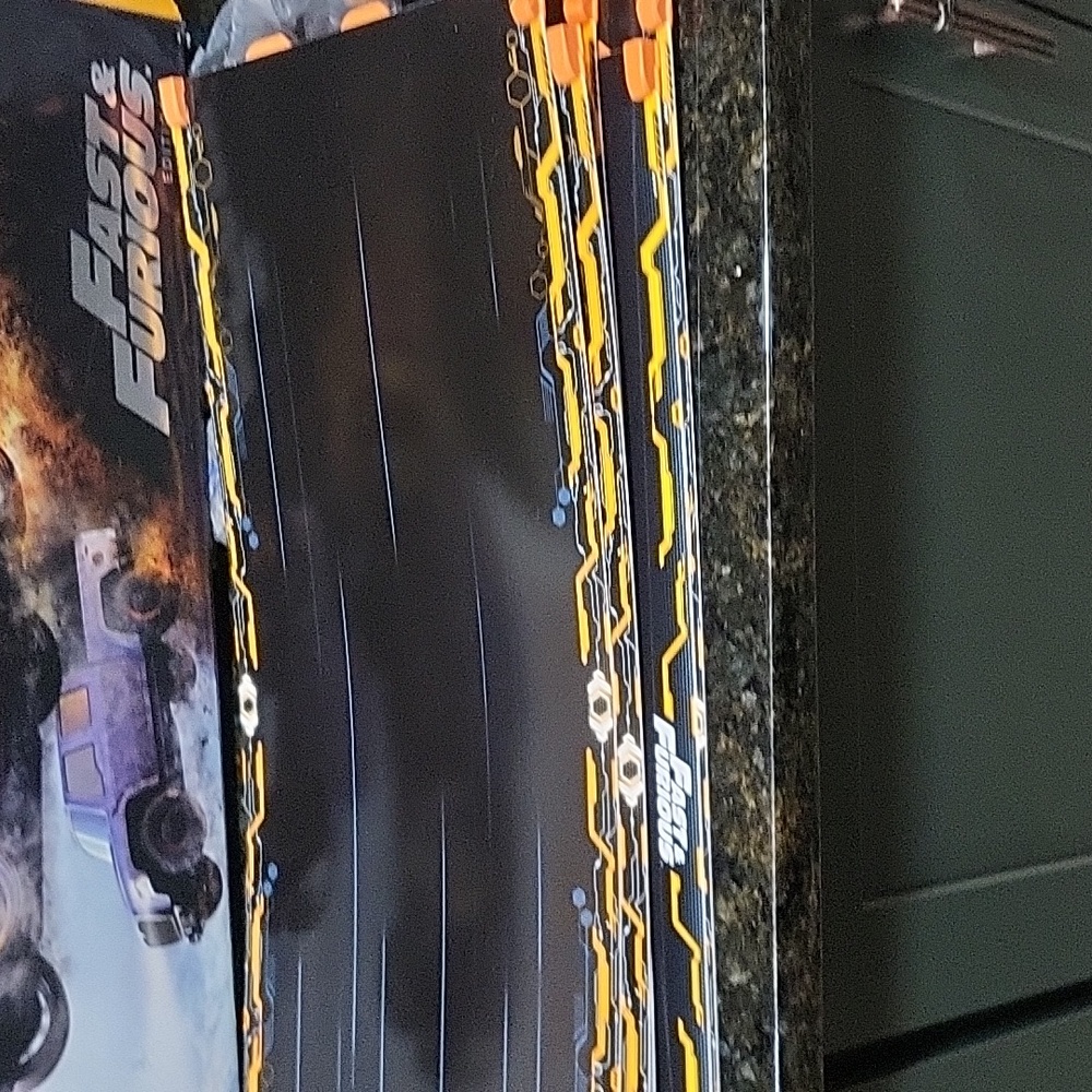 ANKI Overdrive Fast and Furious Racetrack - Picture 6 of 8